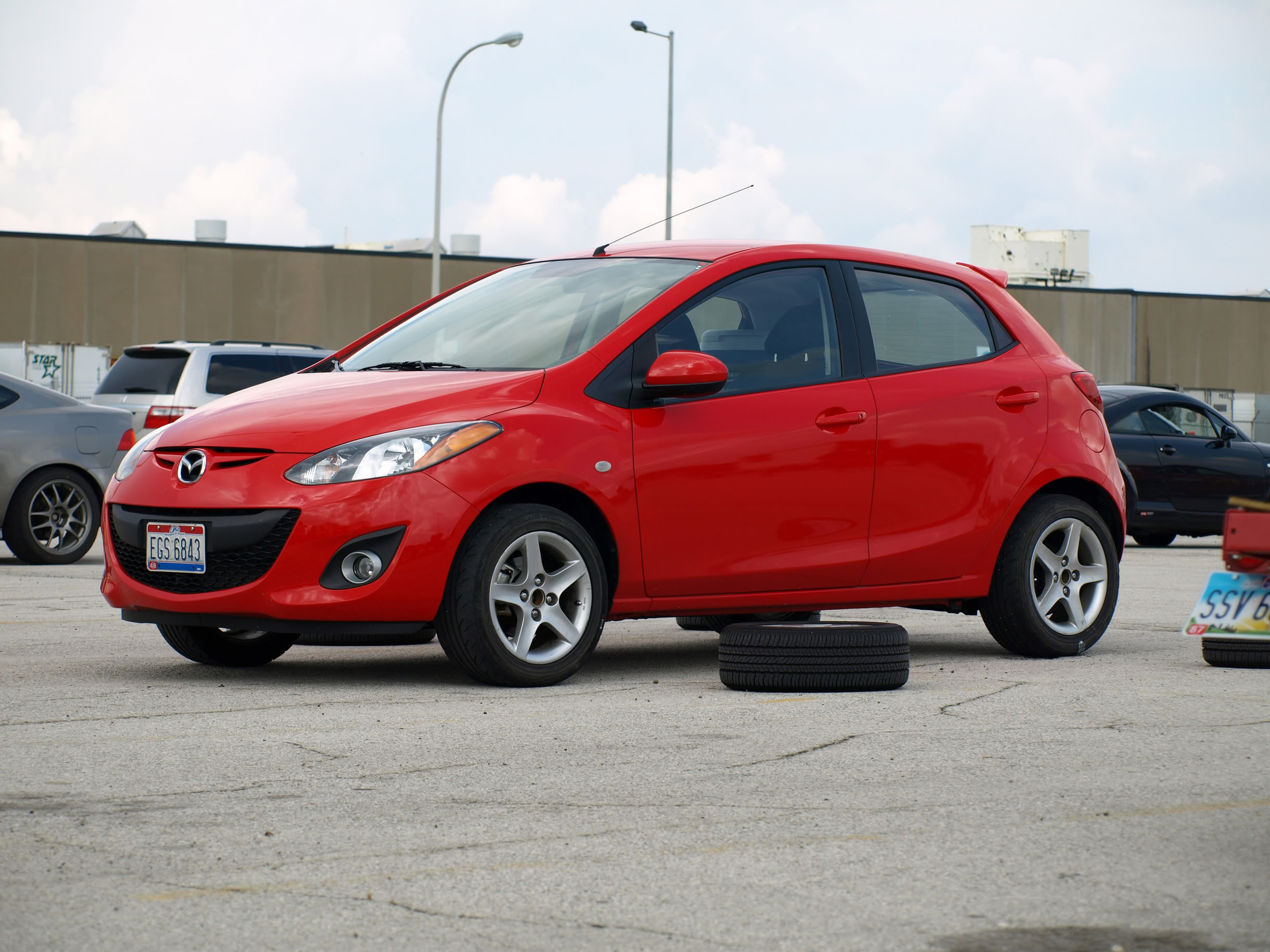 2013 Mazda Mazda2 photo