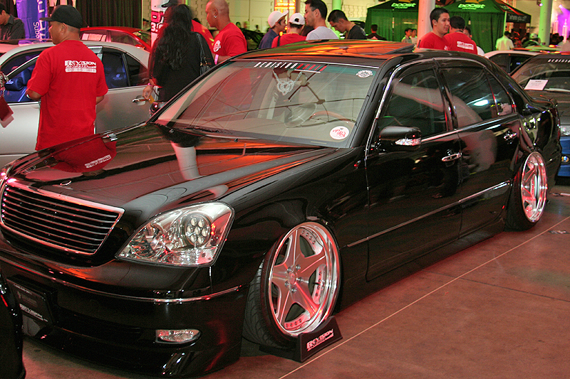 2002 Lexus LS 430 photo