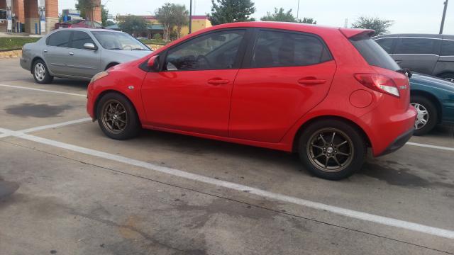 2012 Mazda Mazda2 photo