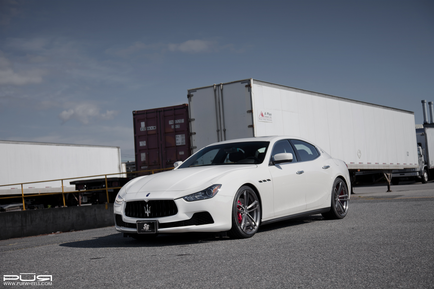 2014 Maserati Ghibli photo