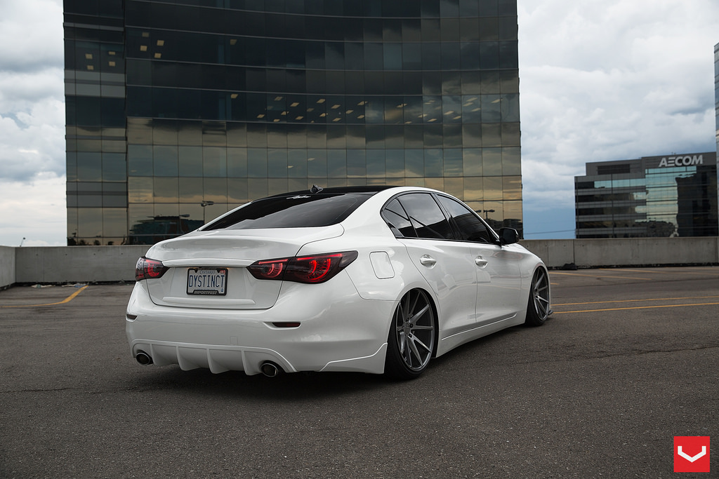 2014 Infiniti Q50 photo