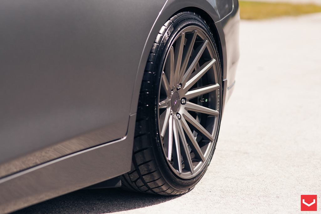 2014 Infiniti Q50 photo