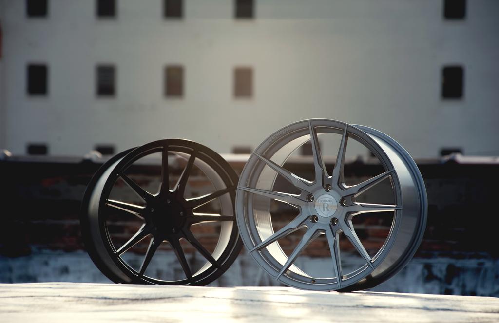 2014 Infiniti Q50 photo