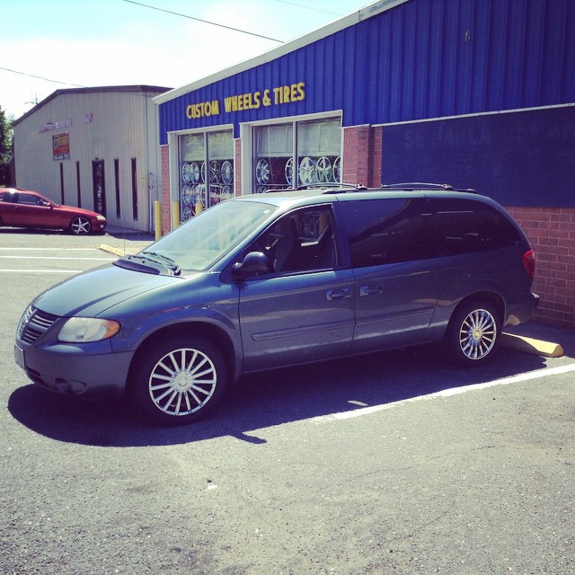 2006 Dodge Caravan photo