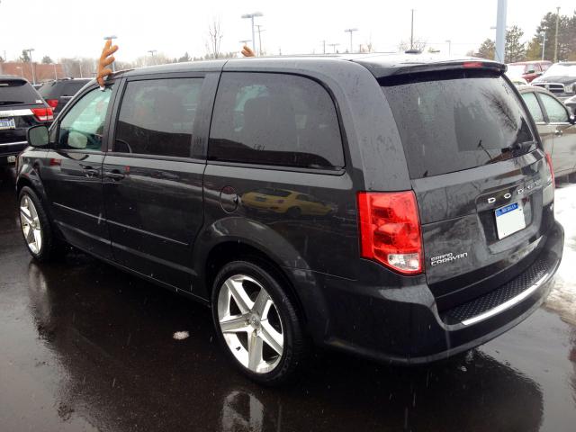 2011 Dodge Grand Caravan photo
