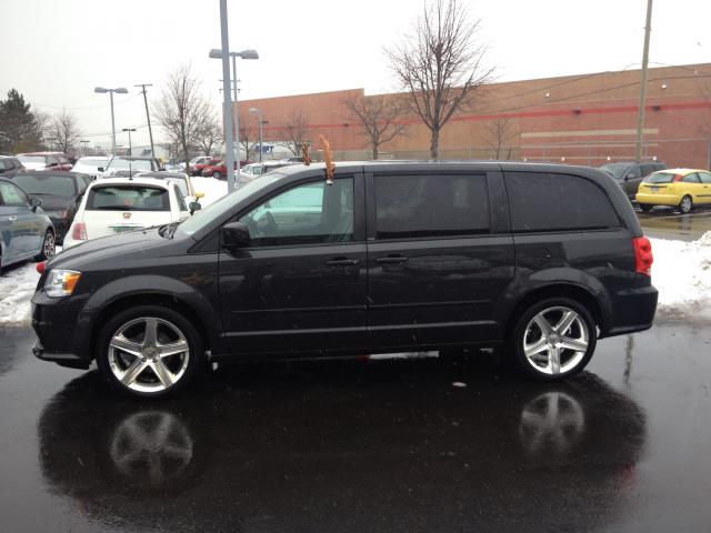 2011 Dodge Grand Caravan photo