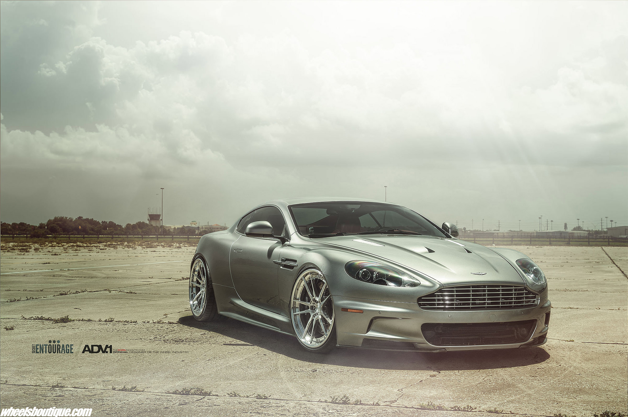 2014 Aston Martin DB9 photo