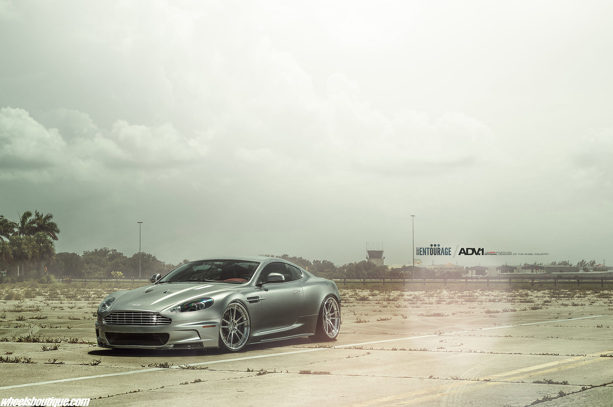 2014 Aston Martin DB9 photo