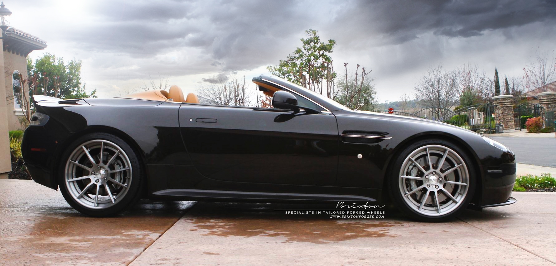 2014 Aston Martin V8 Vantage S photo