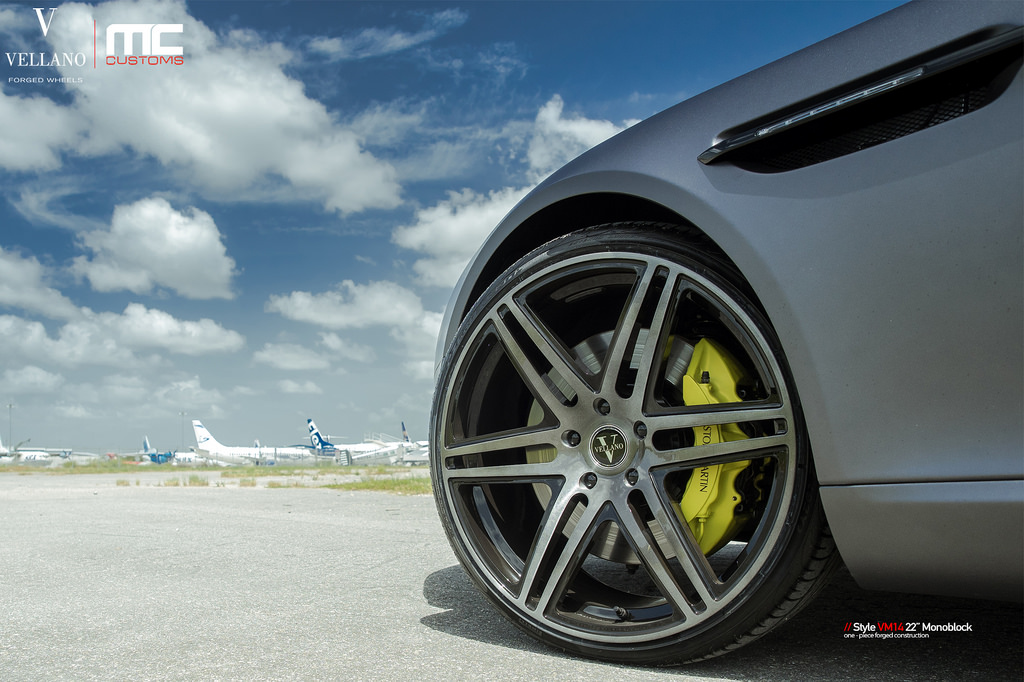 2014 Aston Martin DB9 photo