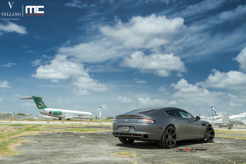 2014 Aston Martin DB9 photo