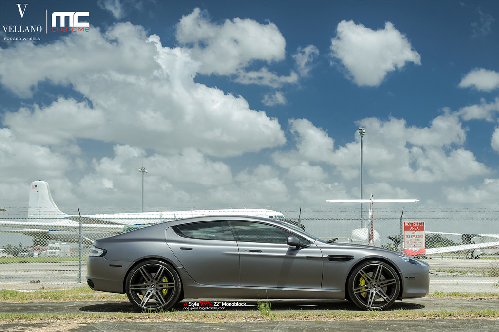 2014 Aston Martin DB9 photo