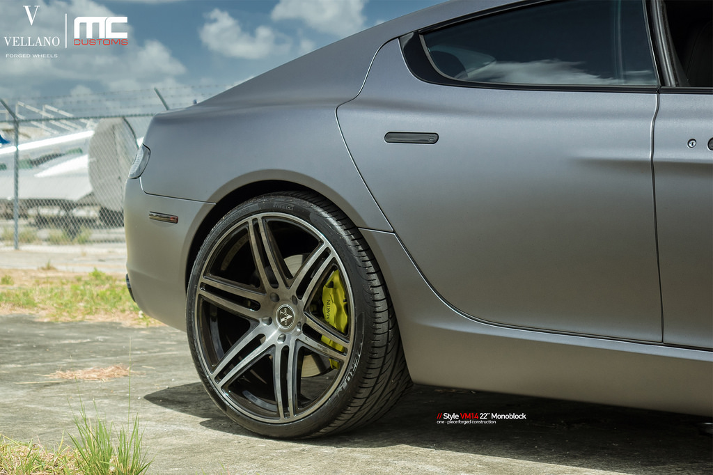 2014 Aston Martin DB9 photo