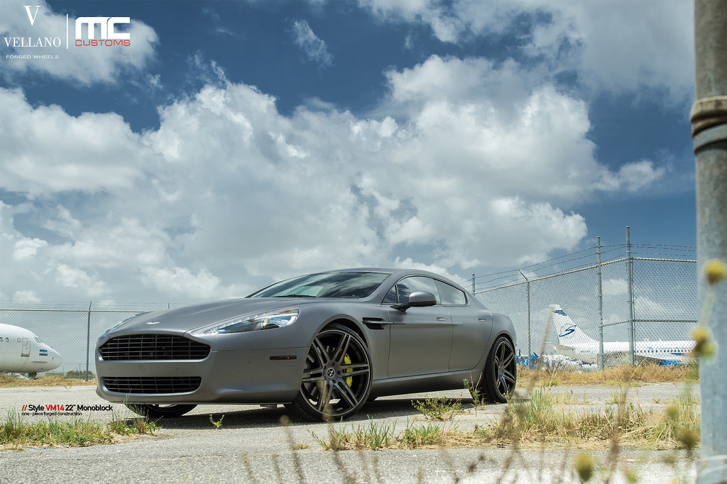 2014 Aston Martin DB9 photo