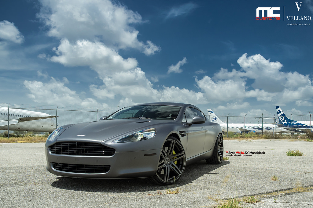 2014 Aston Martin DB9 photo