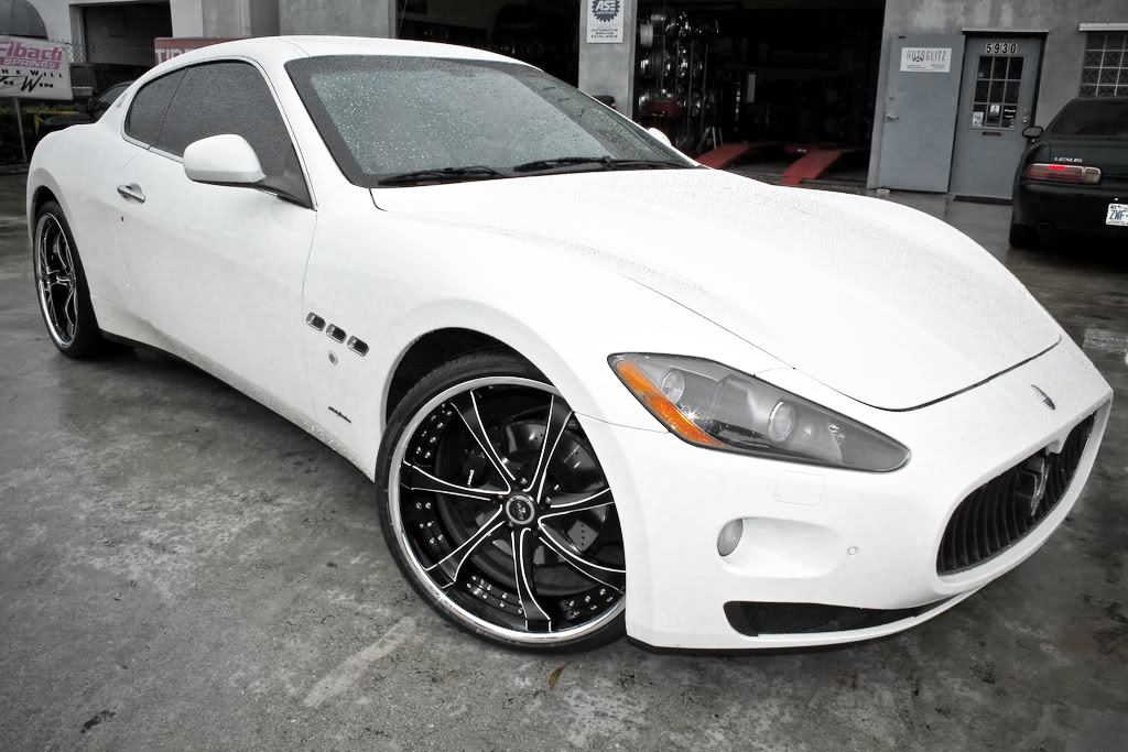 2009 Maserati GranTurismo photo