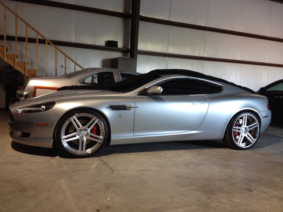 2014 Aston Martin DB9 photo