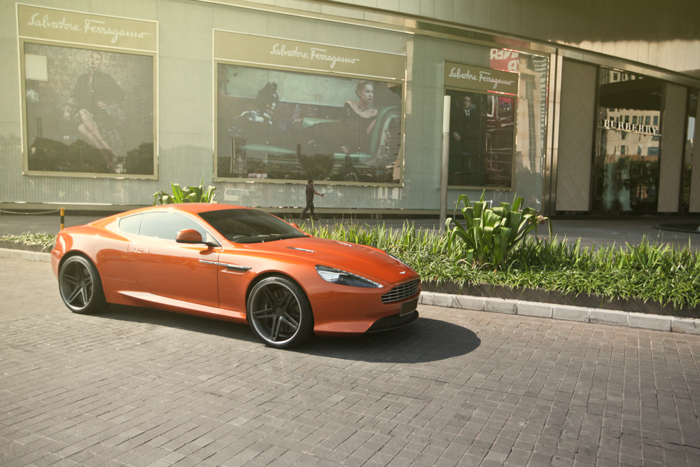 2012 Aston Martin Virage photo