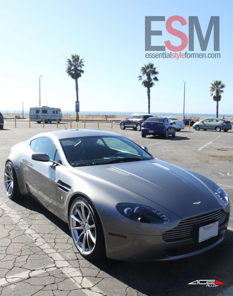 2014 Aston Martin V8 Vantage photo