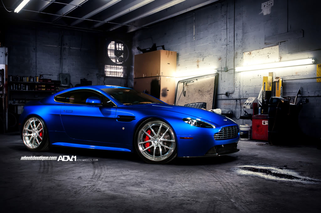 2014 Aston Martin V8 Vantage S photo