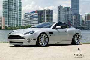 2014 Aston Martin Vanquish