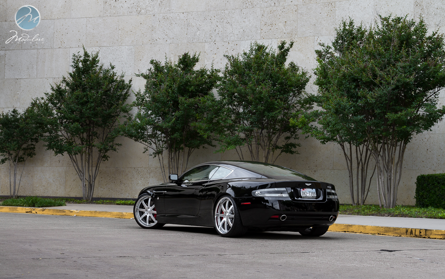 2014 Aston Martin DB9 photo
