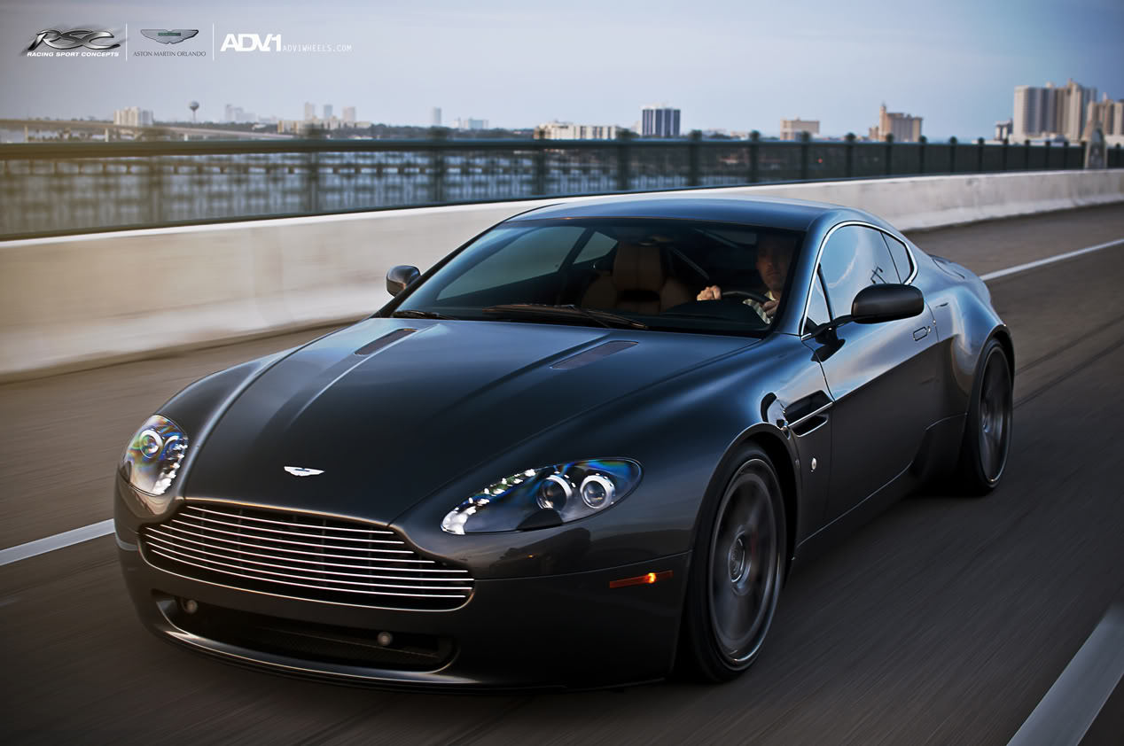 2014 Aston Martin V8 Vantage photo