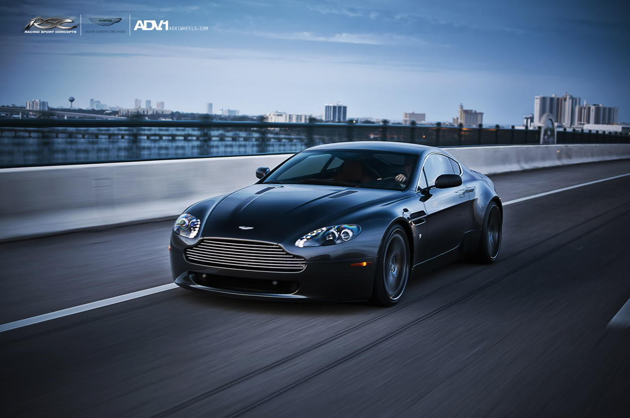 2014 Aston Martin V8 Vantage photo
