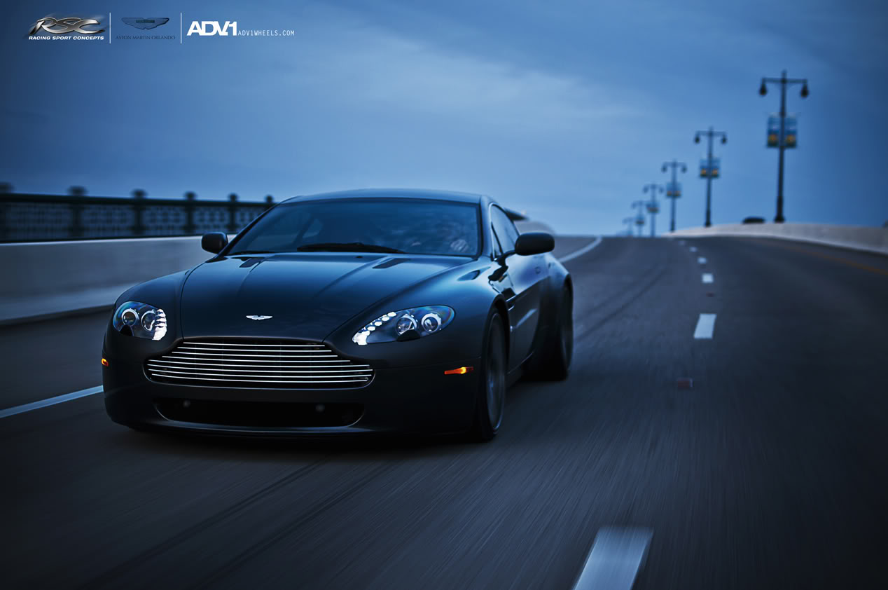 2014 Aston Martin V8 Vantage photo
