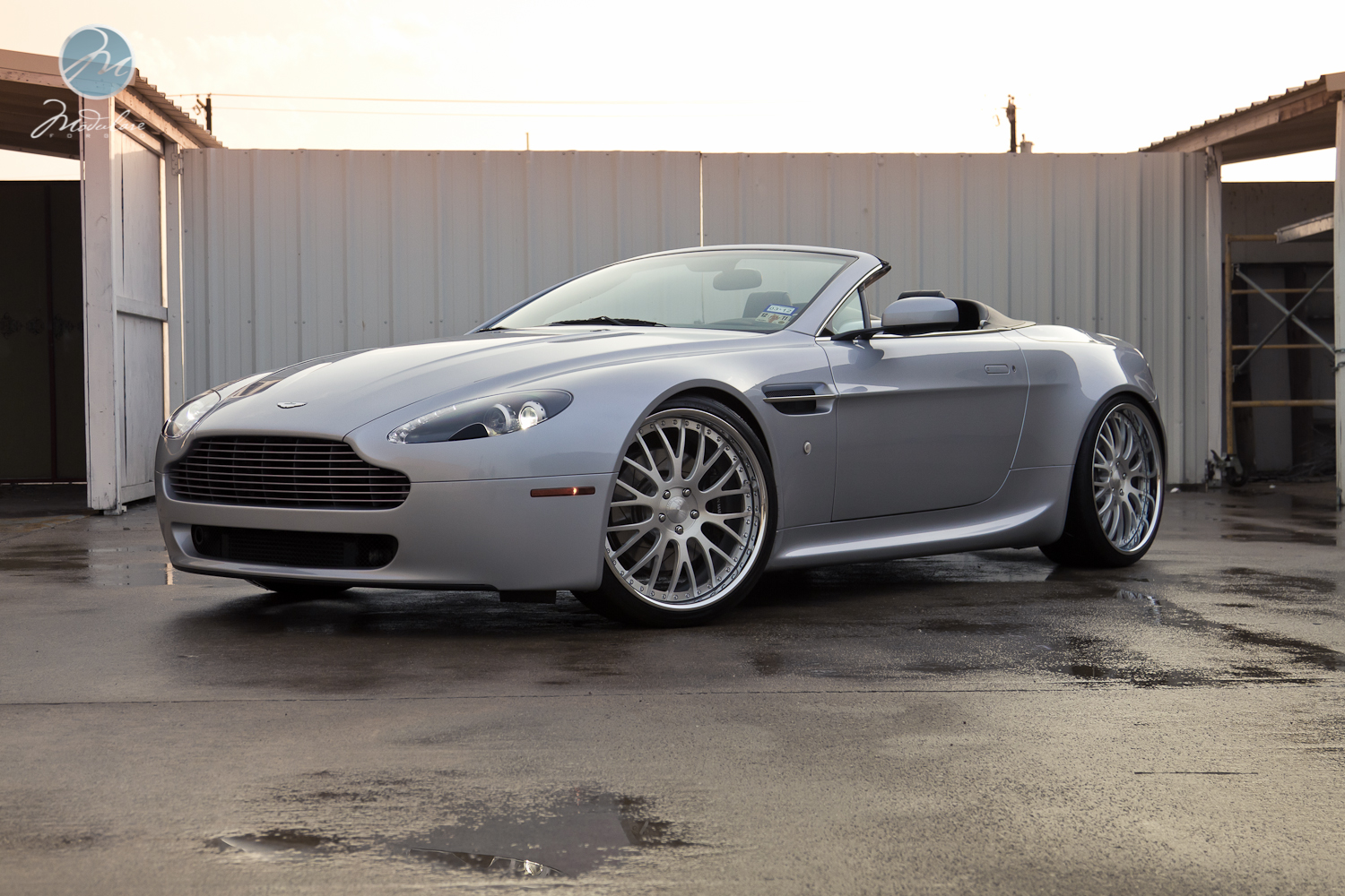 2013 Aston Martin V8 Vantage photo