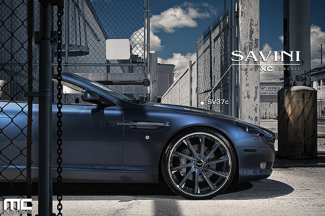 2014 Aston Martin DB9 photo