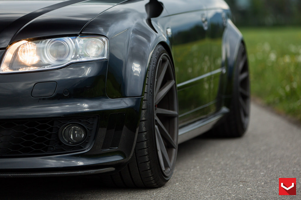 2008 Audi RS 4 photo