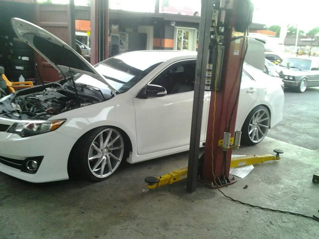 2011 Toyota Camry photo