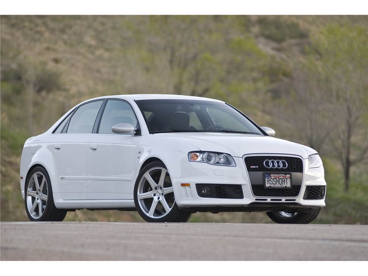 2008 Audi RS 4 photo