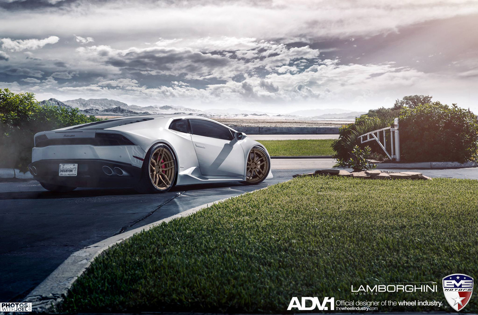 2015 Lamborghini Huracan photo