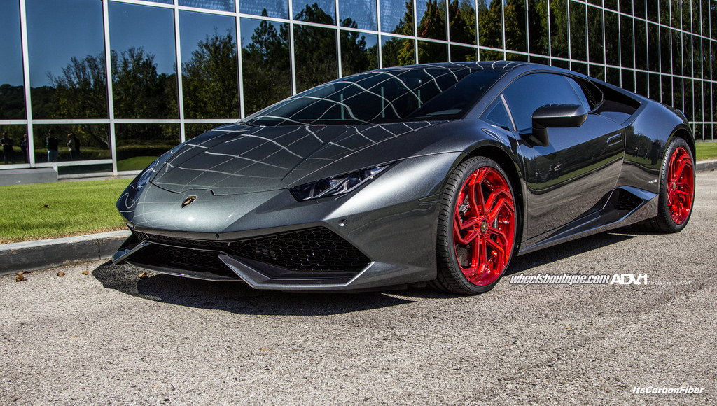 2015 Lamborghini Huracan photo