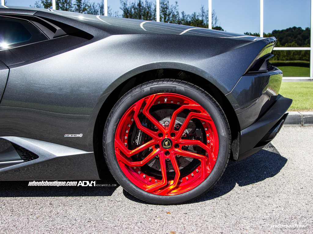 2015 Lamborghini Huracan photo