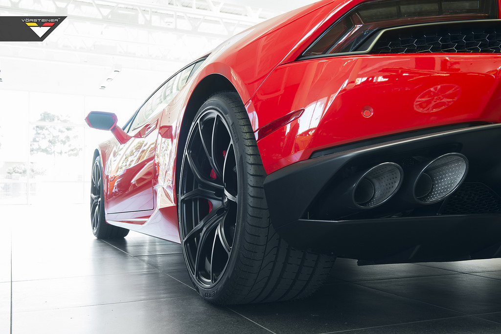 2015 Lamborghini Huracan photo