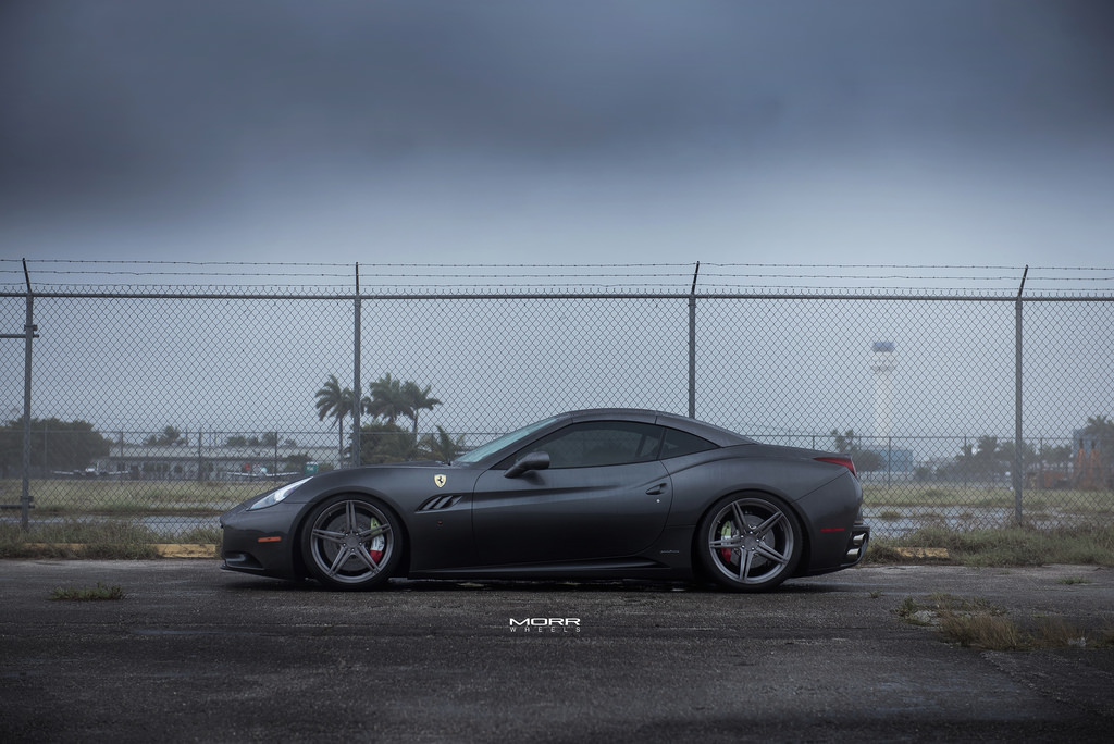 2013 Ferrari California photo