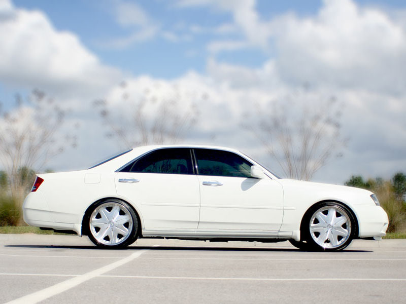 2003 Infiniti M45 photo