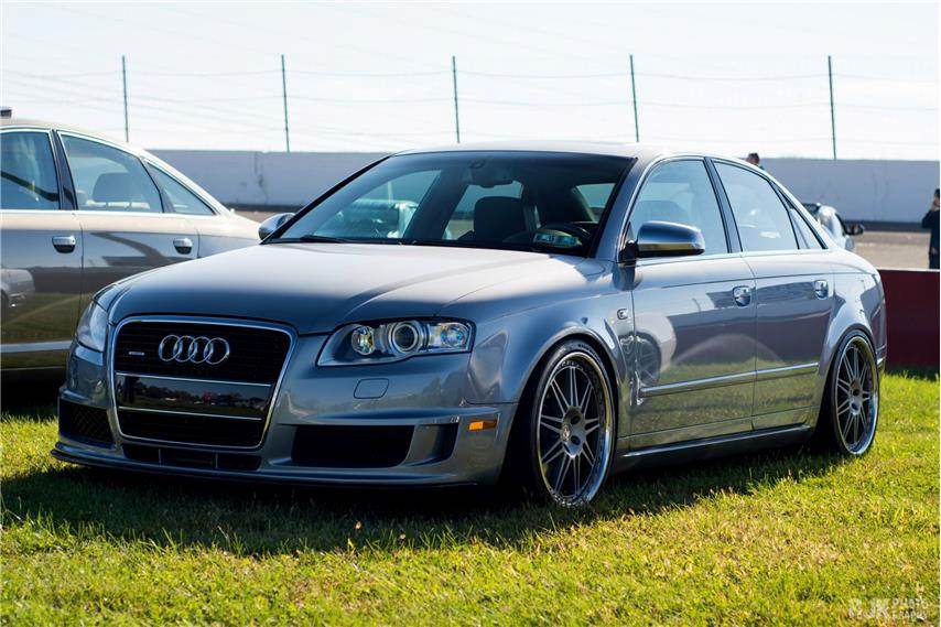 2009 Audi S4 photo