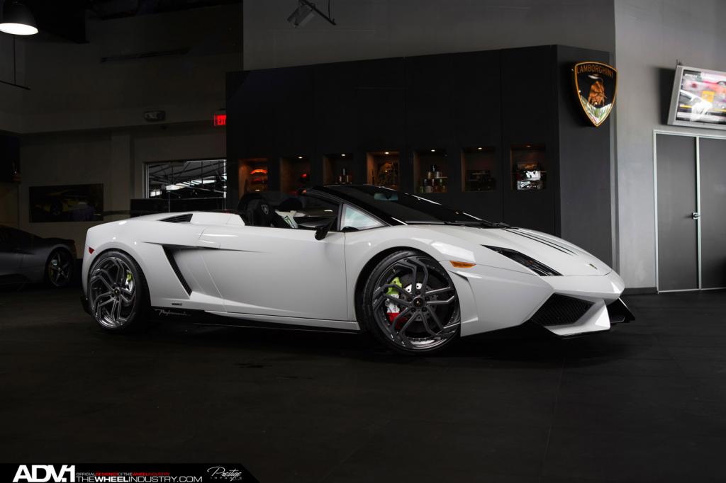 2013 Lamborghini Gallardo photo