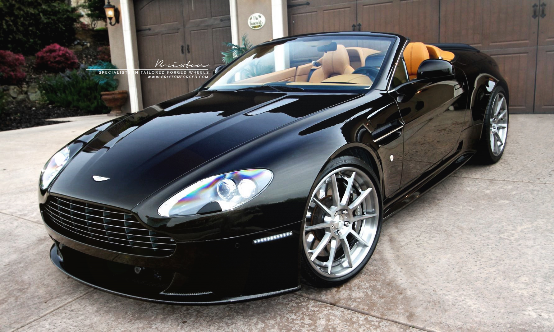 2014 Aston Martin V8 Vantage S photo