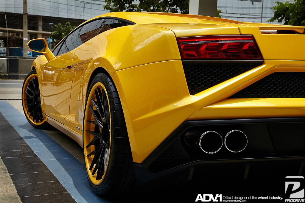 2013 Lamborghini Gallardo photo