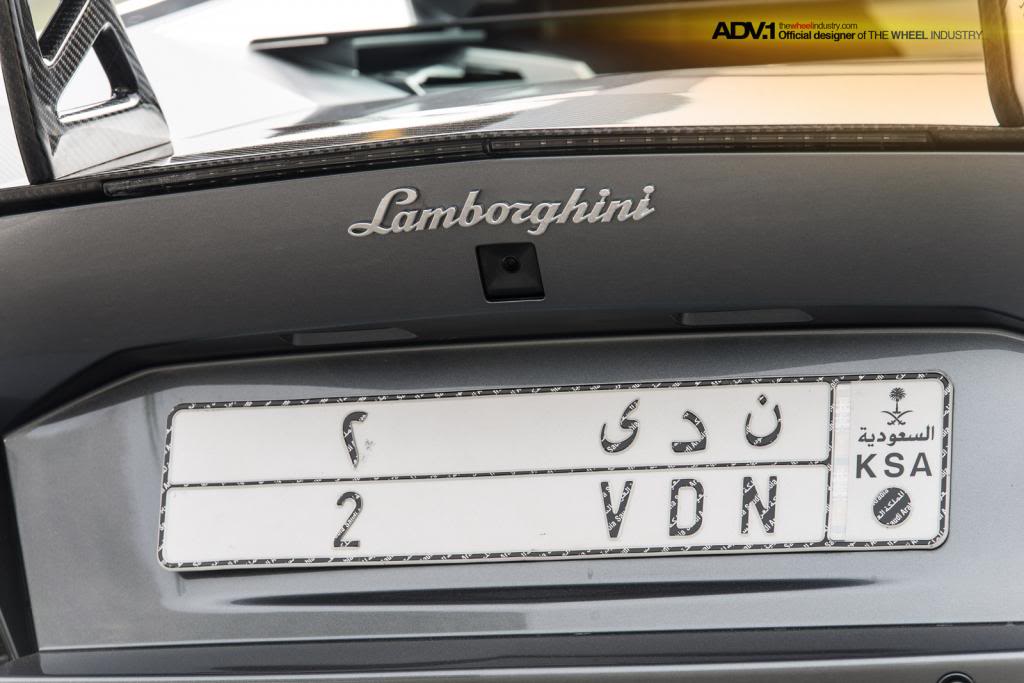 2012 Lamborghini Aventador photo