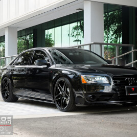 2013 Audi S8