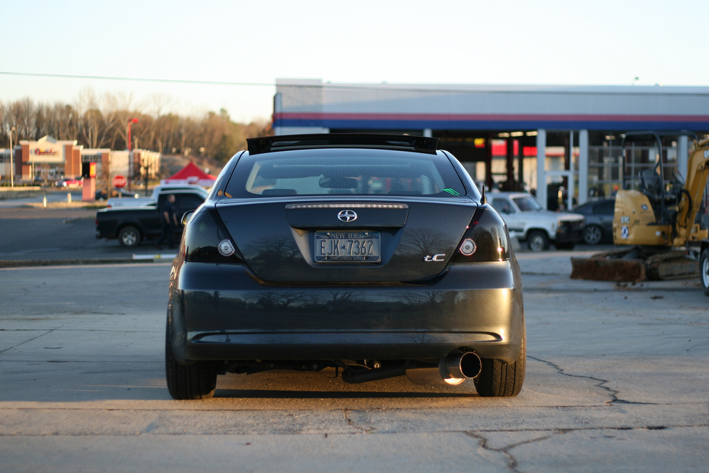 2009 Scion tC photo
