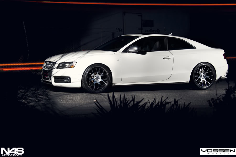2011 Audi S5 photo