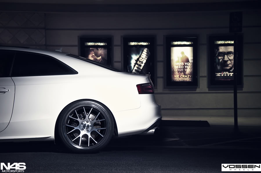 2011 Audi S5 photo