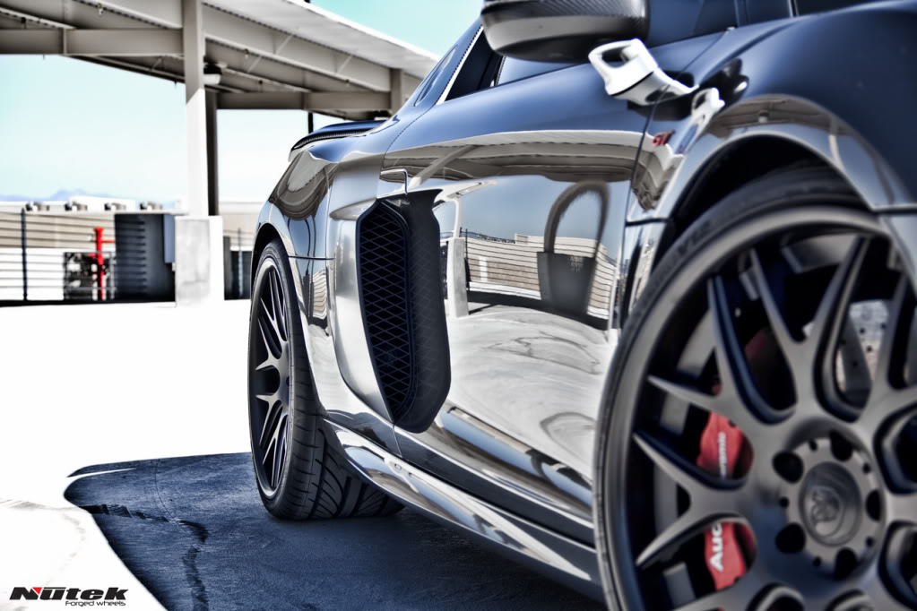 2011 Audi R8 photo